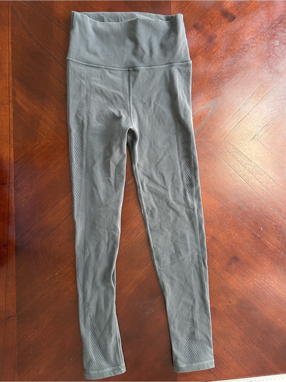 Athleta Olive Green High-Waist Leggings size s/M